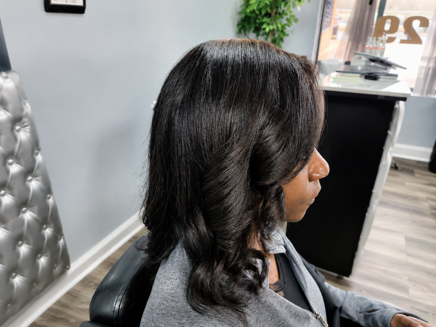 Body wave blowout at Sinkor Beauty Salon