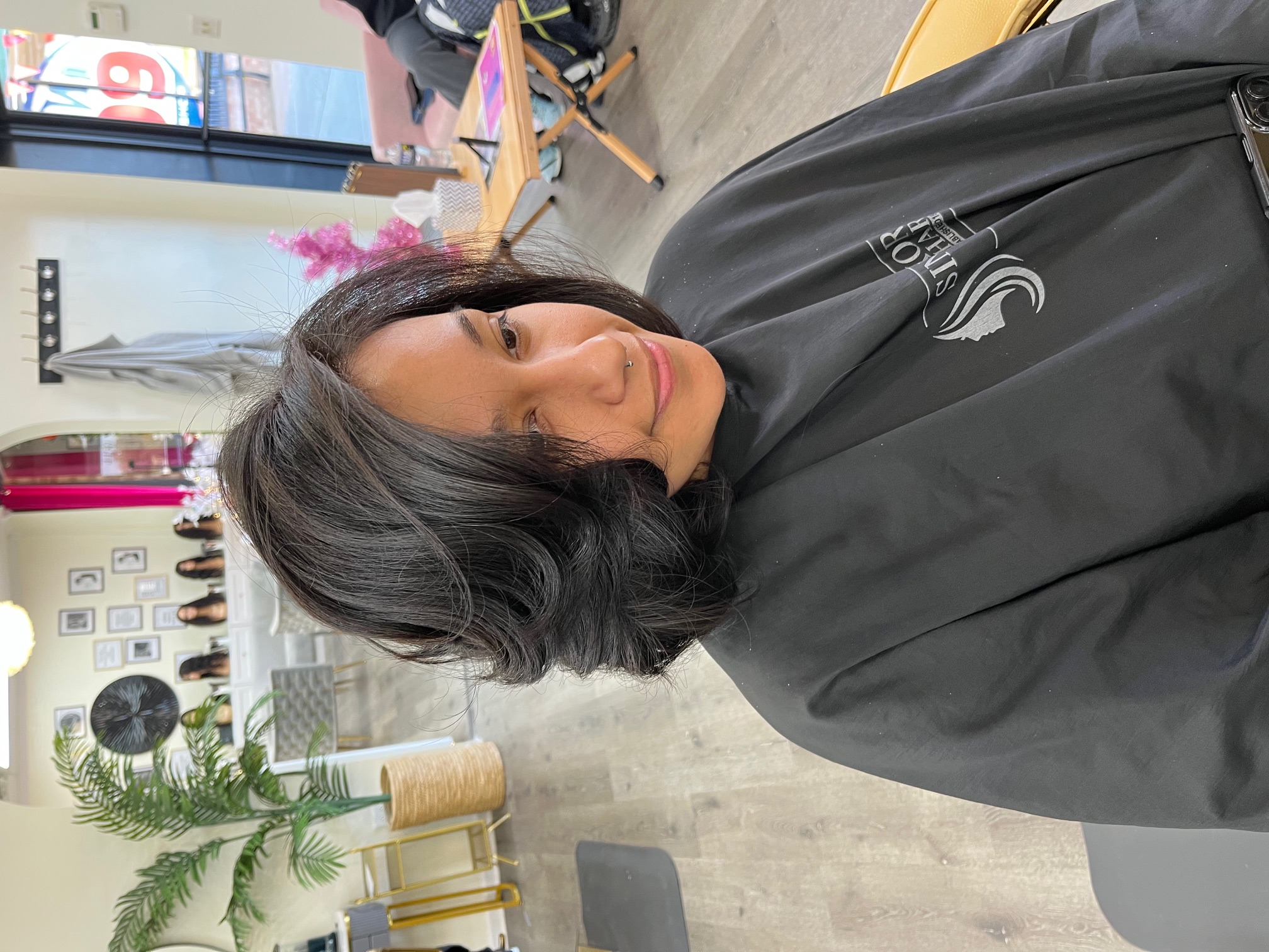 Professional hair color at Sinkor Beauty Salon Delaware